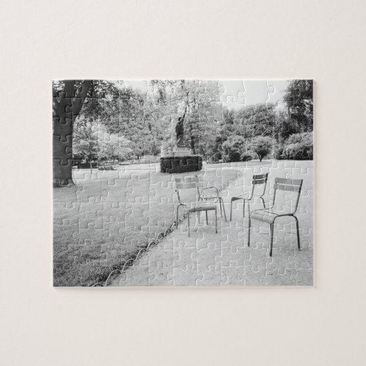 FRANKREICH, Paris: Luxemburg Gardens Statue Puzzle (Horizontal)