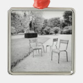 FRANKREICH, Paris: Luxemburg Gardens Statue Silbernes Ornament (Vorne)