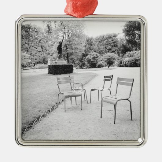 FRANKREICH, Paris: Luxemburg Gardens Statue Silbernes Ornament (Vorne)