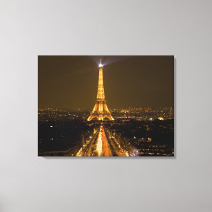 Frankreich, Paris. Nachtblick auf den Eiffelturm Leinwanddruck