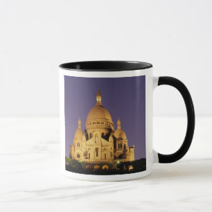 Frankreich, Paris, Sacré-Coeur bei Dämmerung. Tasse
