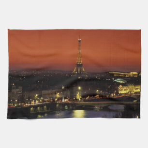 Frankreich, Paris Sunset View Eiffelturm und Geschirrtuch