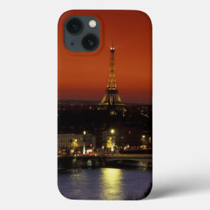 Frankreich, Paris Sunset view of Eiffel Tower and iPhone 13 Hülle
