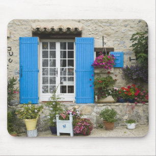 Frankreich, Provence, Saint-Léger-du-Ventoux. Mousepad