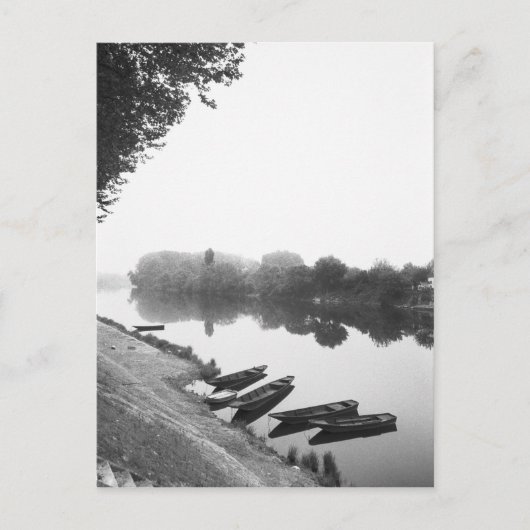 FRANKREICH, Touraine, The Loire: CHINON-Boote entl Postkarte (Vorderseite)