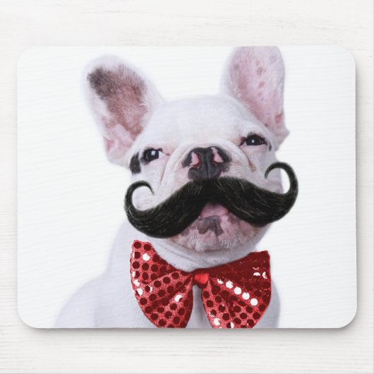 Franzose-Stier-Hundewelpe mit dem Schnurrbart Mousepad (Vorne)