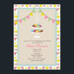 Franzosen Macarons Geburtstags-Einladung Einladung<br><div class="desc">Eine Geburtstags-Party Einladung mit einer Illustration eines tiered Stands zwei der französischen macarons oben. Laden Sie kennzeichnet auch den Körper und Gingham ein,  die oben und ein rosa Rosen- mit dem Kopfe stoßen und Zitronenmusterhintergrund.  Personifizieren Sie den Text mit Details Ihrer Gelegenheit.</div>