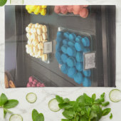 Franzosen Macarons | Paris, Frankreich Handtuch (Gefaltet)