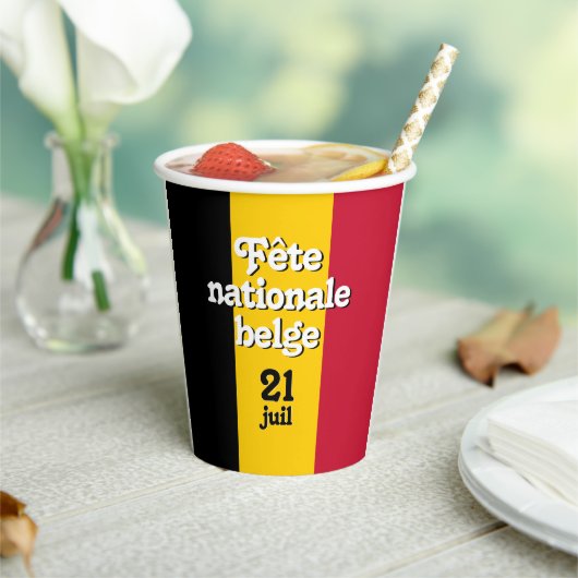 Französisch Fête nationale belge belgische Flagge Pappbecher (In Situ)
