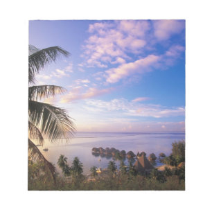 Französisch-Polynesien, Moorea. Blick auf die Baie Notizblock