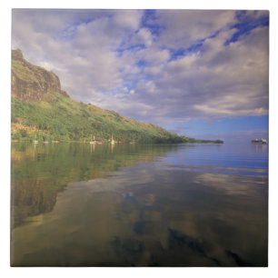 Französisch-Polynesien, Moorea. Cooks Bay. Kreuzf Fliese