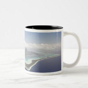 Französisch-Polynesien, Tahiti, Bora Bora. Die Zweifarbige Tasse