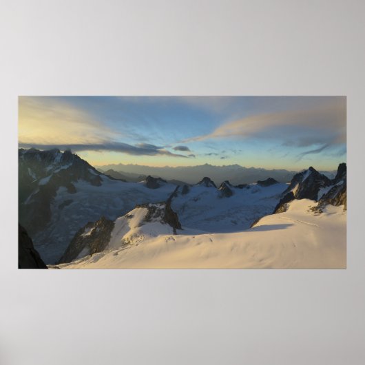 Französische Alpen Chamonix Sonnenaufgang Poster (Vorne)