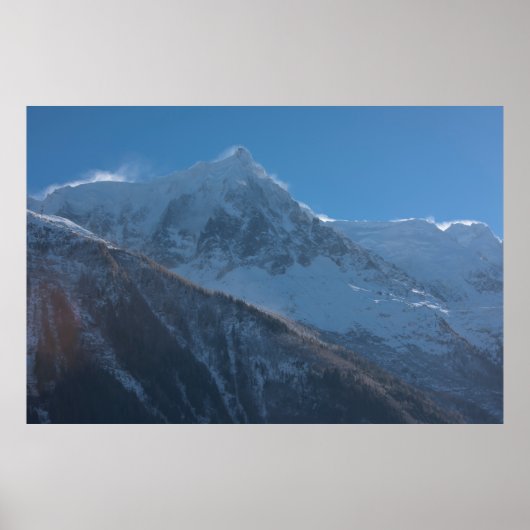 Französische Alpengipfel mit frischem Schnee bedec Poster (Vorne)