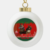 Französische Bulldogge Frohe Weihnachten Keramik Kugel-Ornament (Vorderseite)