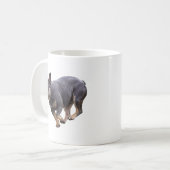 Französische Bulldogge läuft Kaffeetasse (Vorderseite Links)