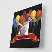 Französische Bulldogge mit Luftballons Quadratische Wanduhr (Winkel)