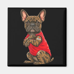 Französische Bulldogge mit tätowierter französisch Magnet