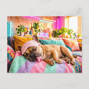 Französische Bulldogge schläft mit Schlafmaske Postkarte