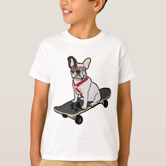 Französische Bulldogge Skateboarding w/sunglasses T-Shirt (Vorderseite)