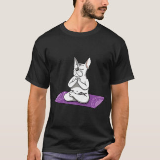 Französische Bulldogge Yoga Cobblers Pose T-Shirt
