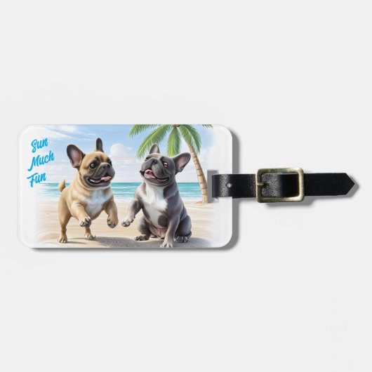 Französische Bulldoggen am Strand in Urlaub Gepäckanhänger (Vorderseite horizontal)