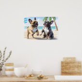 Französische Bulldoggen am Strand in Urlaub Poster (Küche)