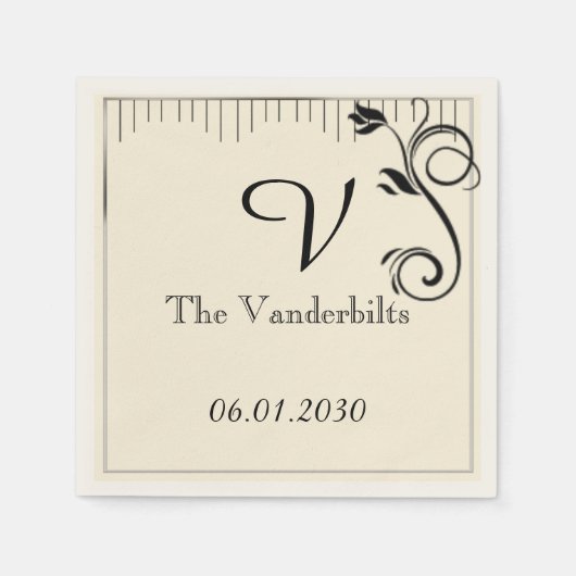 Französische Deko-Rose in Schwarz auf Cream Weddin Serviette (Vorderseite)