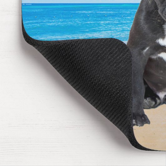 Französischer Bulldog am Strand Mousepad (Ecke)