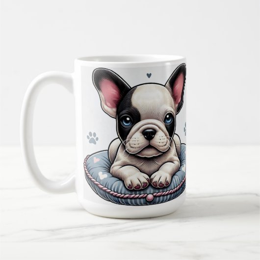 Französischer Bulldog auf einem hochgeachteten Kis Kaffeetasse (Links)