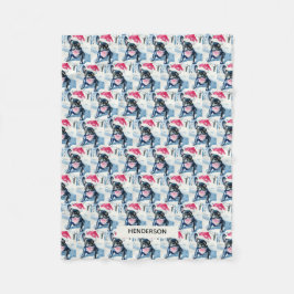 Französischer Bulldog in Weihnachtsmannmütze oder  Fleecedecke