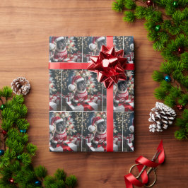 Französischer Bulldog mit einer Weihnachtsmannmütz Geschenkpapier