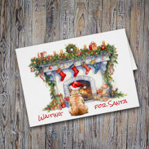 Französischer Bulldog wartet auf Weihnachten Kamin