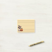 Französischer Bulldog Welpe in Hexenhut mit Pumpki Post-it Klebezettel (Auf Schreibtisch)