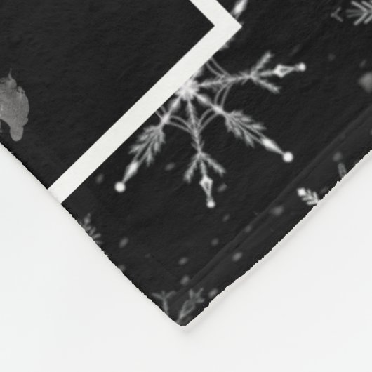 Französischer Bulldog Welpe in Santa's Hat Fleece (Ecke)