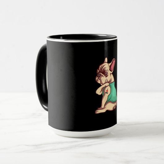 Französischer Bulldoghund in der Liebe Tätowierung Tasse (Vorderseite Links)