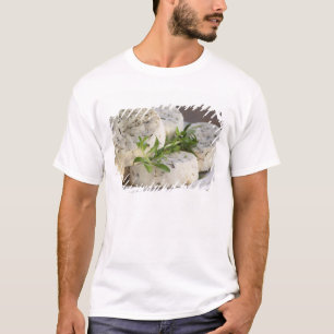 Französischer Ziegenkäse - Chèvre - mit Kräutern a T-Shirt