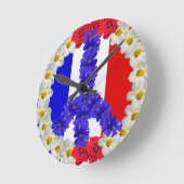 französisches Flaggen-Friedenszeichen Runde Wanduhr (Winkel)