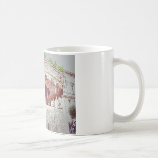 französisches Karussell Kaffeetasse (Rechts)