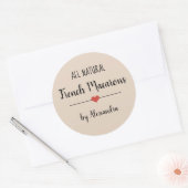 Französisches Macarons-Beige-Skript Runder Aufkleber (Umschlag)