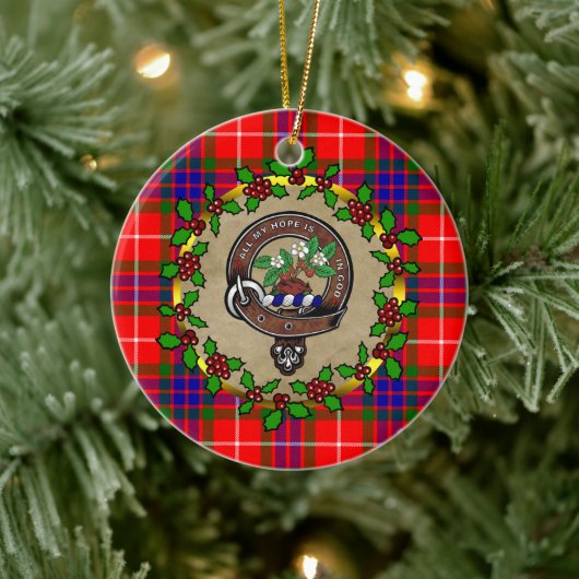 Fraser Clan Abzeichen & Tartan Personalisierte Wei Keramik Ornament (Baum)
