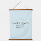 Fraser Island Australia - Latitude & Longitude Wandteppich Mit Holzrahmen (Vorderseite)