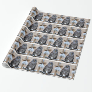 Frau abgehaltene Eule - OctoBox Nest Geschenkpapier