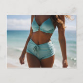 Frau am Strand Postkarte (Vorderseite)