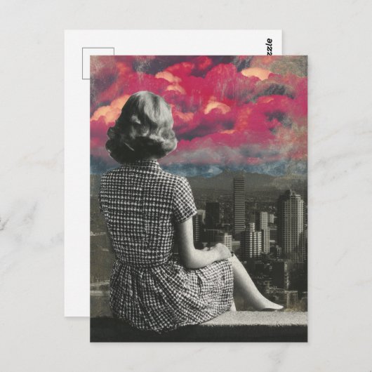 Frau an der Spitze der City Pink Clouds Postkarte (Vorne/Hinten)