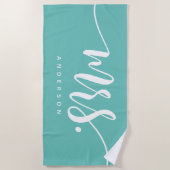 Frau Aquamarin und White New Bride Personalisiert Strandtuch (Vorderseite)