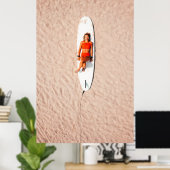Frau auf dem Surfbrett Poster (Heimbüro)