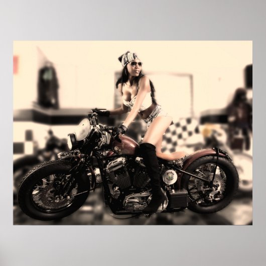 Frau auf einem Motorradposter Poster (Vorne)