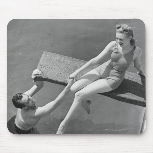 Frau auf Sprungbrett Mousepad (Vorne)