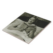 Frau beim Lesen eines Buches Fliese (Seite)